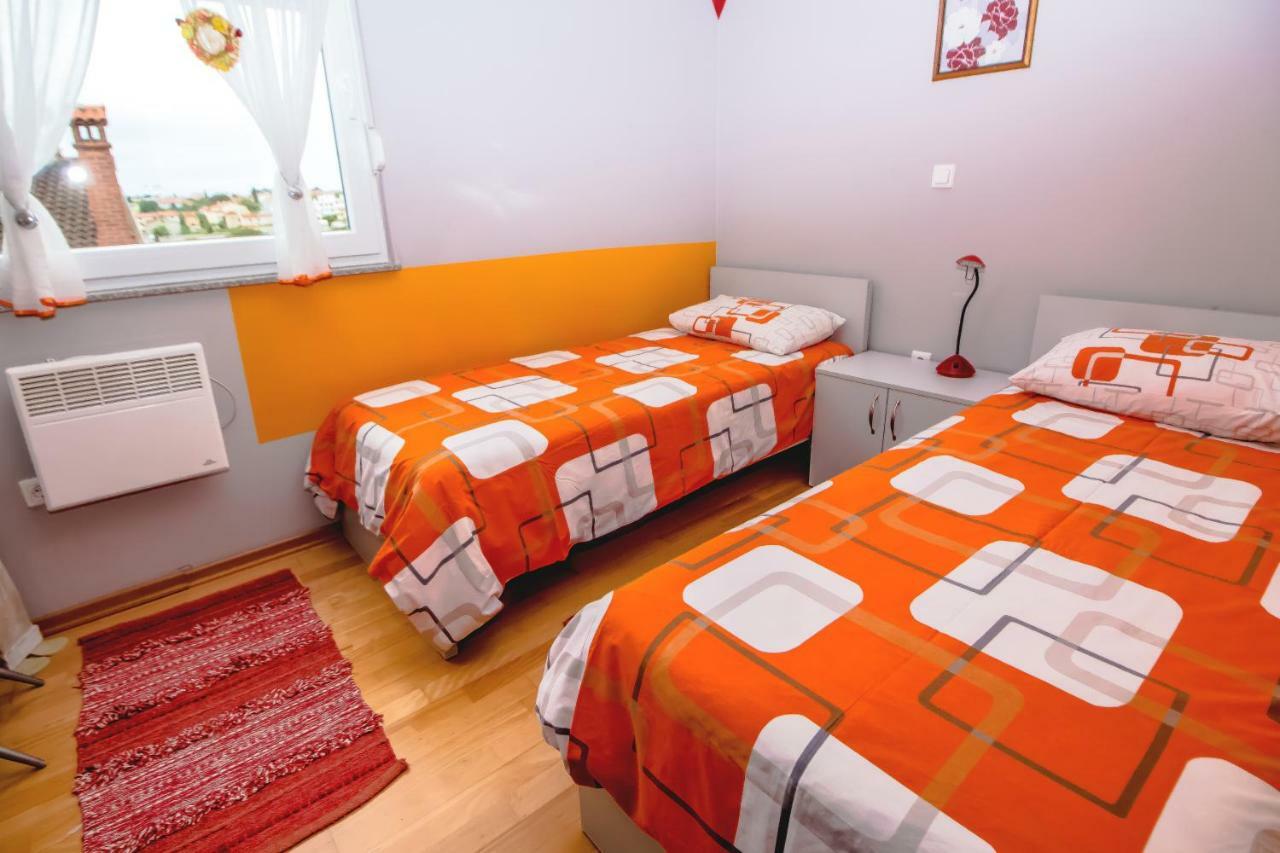 Apartments Saric Pula Exterior photo